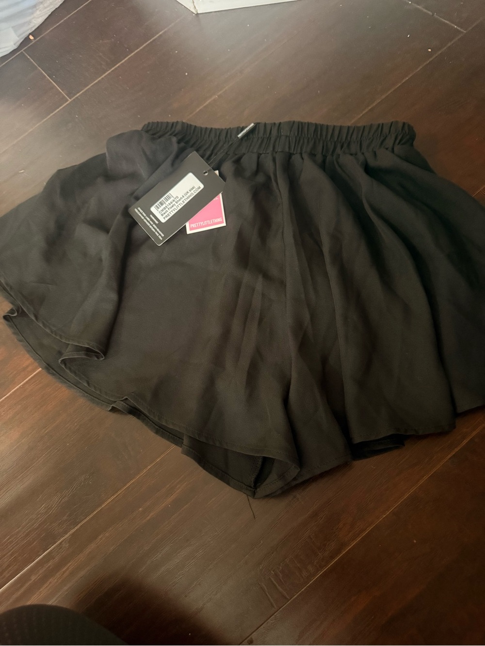 NWT pretty little thing floaty shorts 4